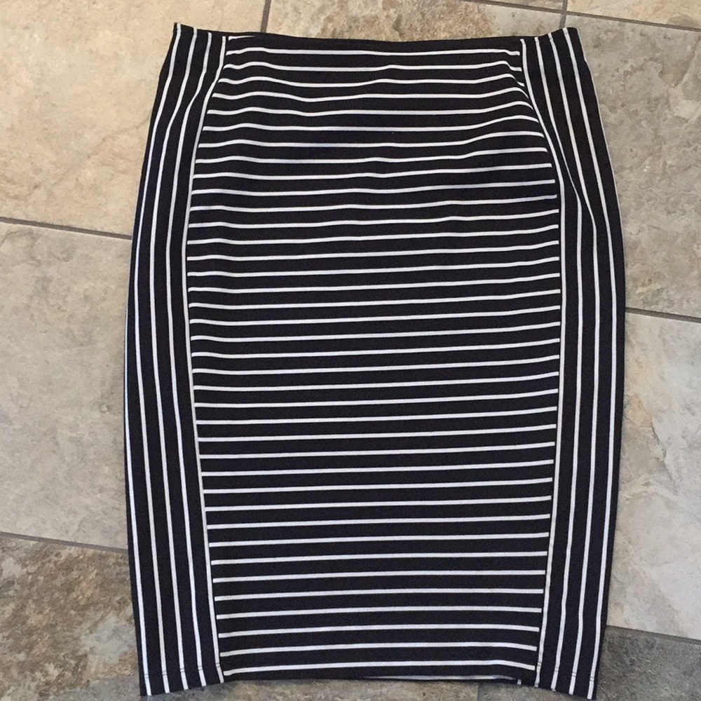 Stripped Apt. 9 pencil skirt.